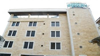 Bouery Hotel Kfar Yassine Buitenkant foto